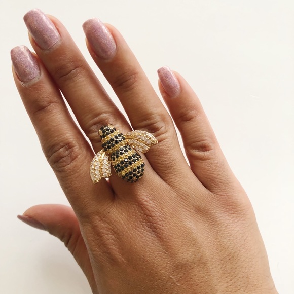 Express Jewelry - Bee Ring